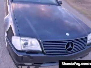 Crime kampf schläger mieze shanda fay saugt ihre schwer putz auf die road&excl;